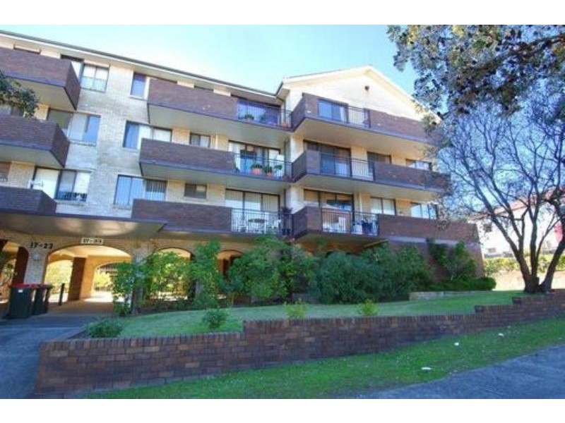 18/17-23 Wallis Parade, Bondi NSW 2026