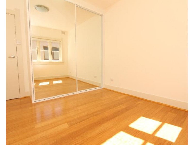 2/87 Oakley Road, Bondi Beach NSW 2026