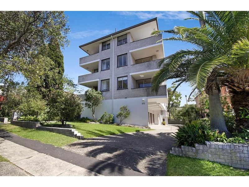 2/102 Wellington Street, Bondi Beach NSW 2026
