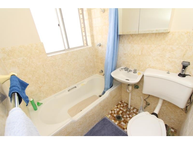 8/27 Wallis Parade, North Bondi NSW 2026