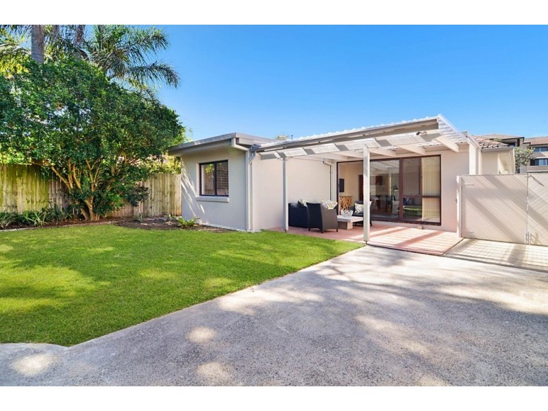 44 Wallis Parade, North Bondi NSW 2026