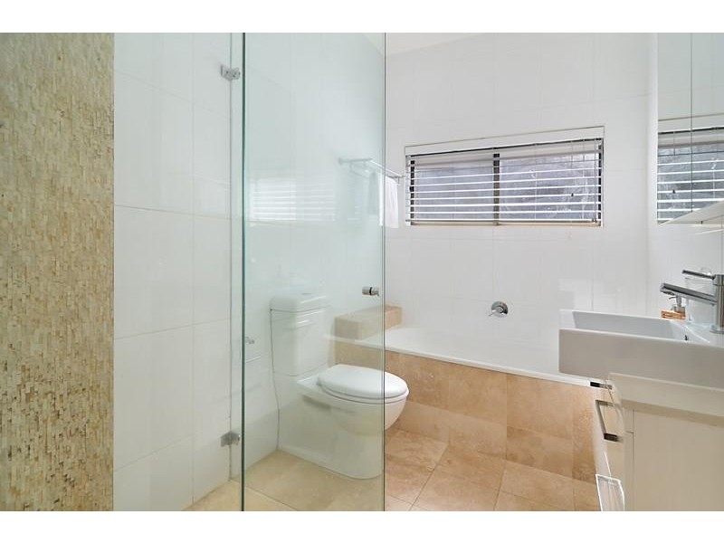 44 Wallis Parade, North Bondi NSW 2026