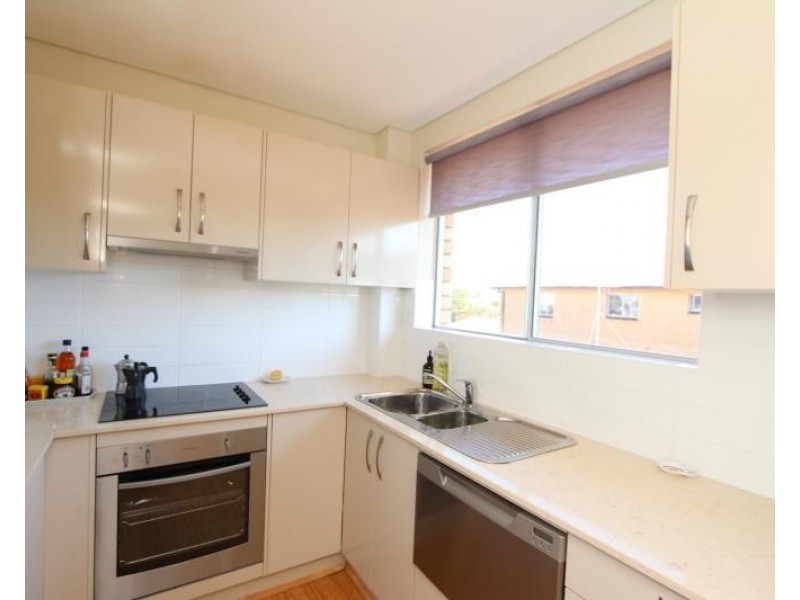 8/27 Wallis Parade, North Bondi NSW 2026