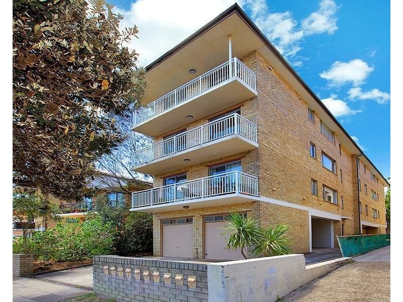 8/27 Wallis Parade, North Bondi NSW 2026