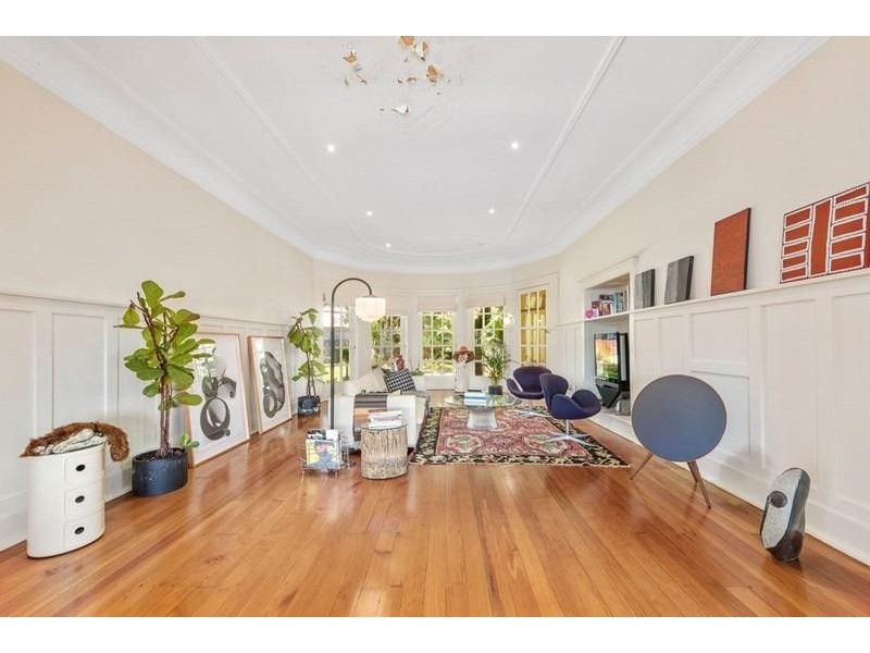 102 New South Head Road, Vaucluse NSW 2030