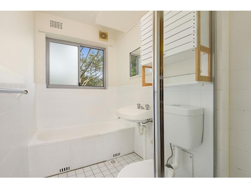 23/15 Wallis Parade, North Bondi NSW 2026