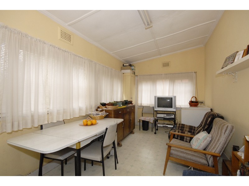 13 Sybil Street, Eastwood NSW 2122