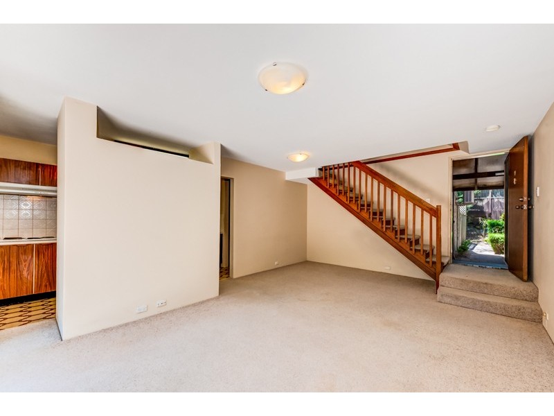 11/28 Busaco Road, Marsfield NSW 2122