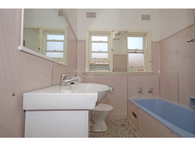 14 Erina Street, Eastwood NSW 2122