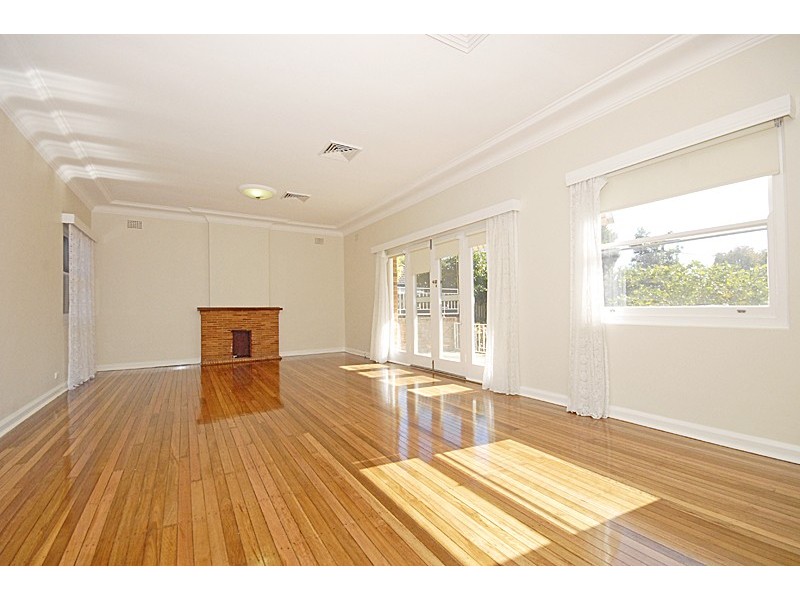 9 Ormonde Ave, Epping NSW 2121