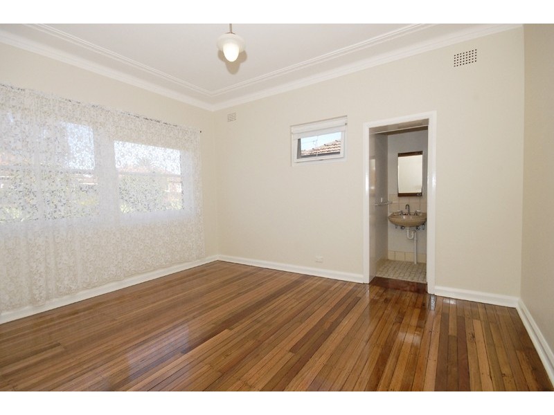 9 Ormonde Ave, Epping NSW 2121