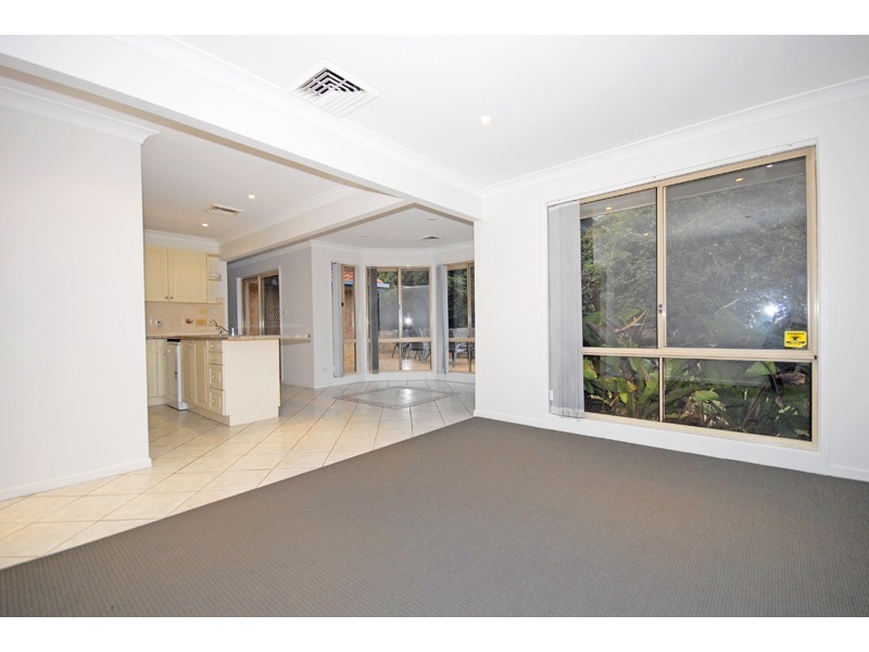 6 Cornwall Place, Bella Vista NSW 2153