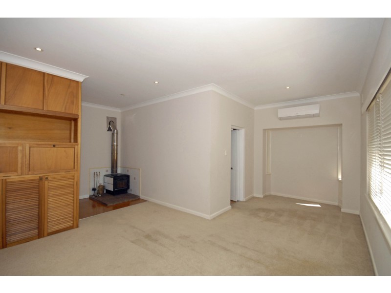 35 Cecil Street, Denistone East NSW 2112