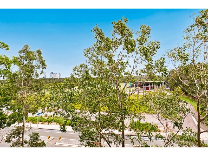 428/25 Bennelong Parkway, Wentworth Point NSW 2127