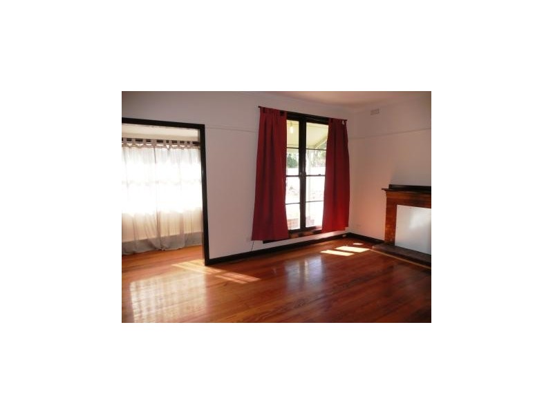 7 Wau Street, Heidelberg West VIC 3081