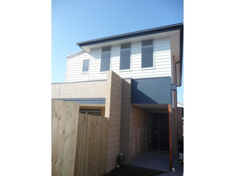 2/29 Cameron Street, Reservoir VIC 3073