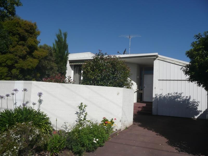 2/16 Linden Avenue, Heidelberg Heights VIC 3081