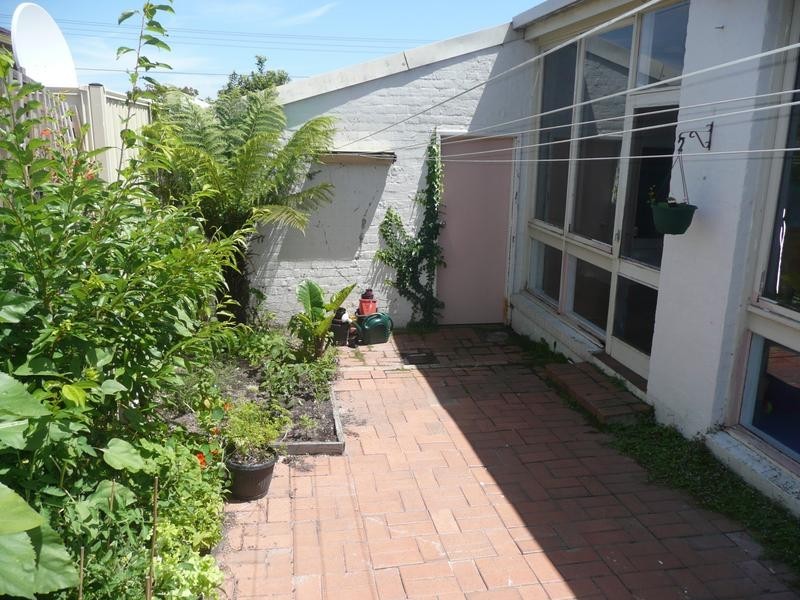 2/16 Linden Avenue, Heidelberg Heights VIC 3081