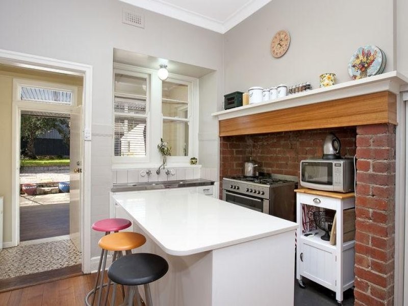 20 McEwan Road, Heidelberg Heights VIC 3081