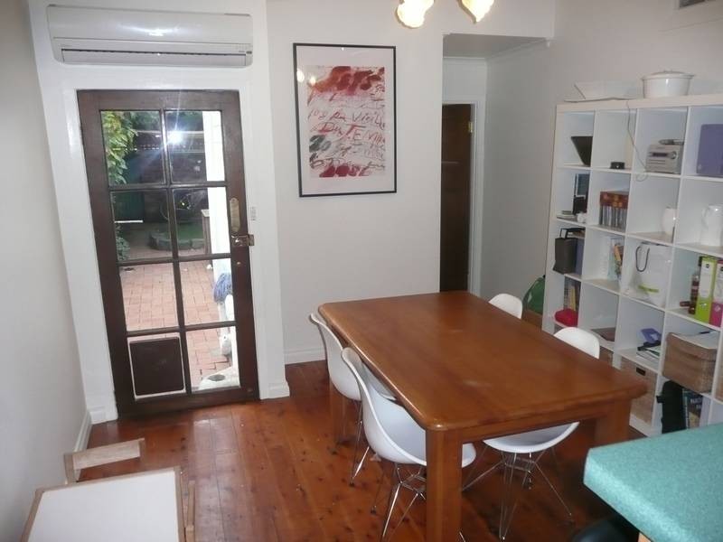 33 Chelmsford Street, Kensington VIC 3031