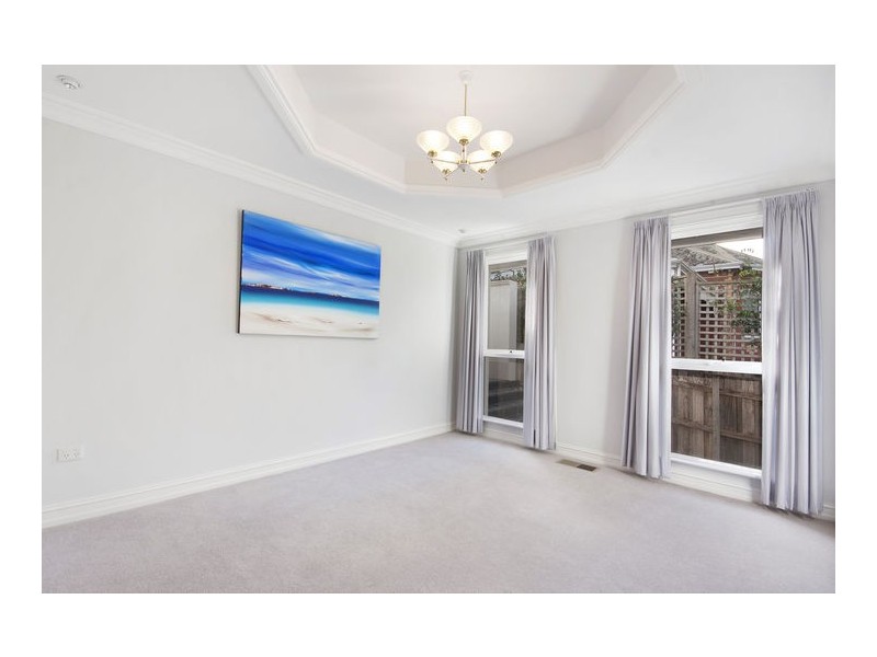 137 Cape Street, Heidelberg VIC 3084