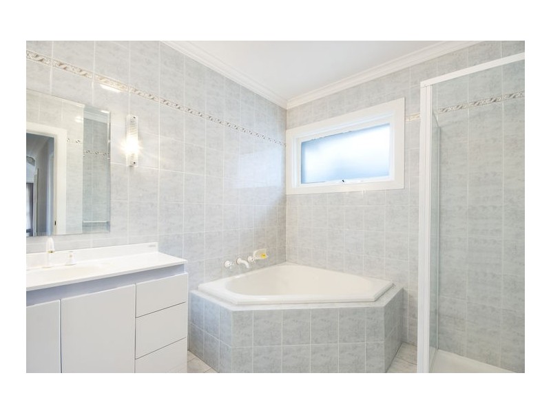 137 Cape Street, Heidelberg VIC 3084