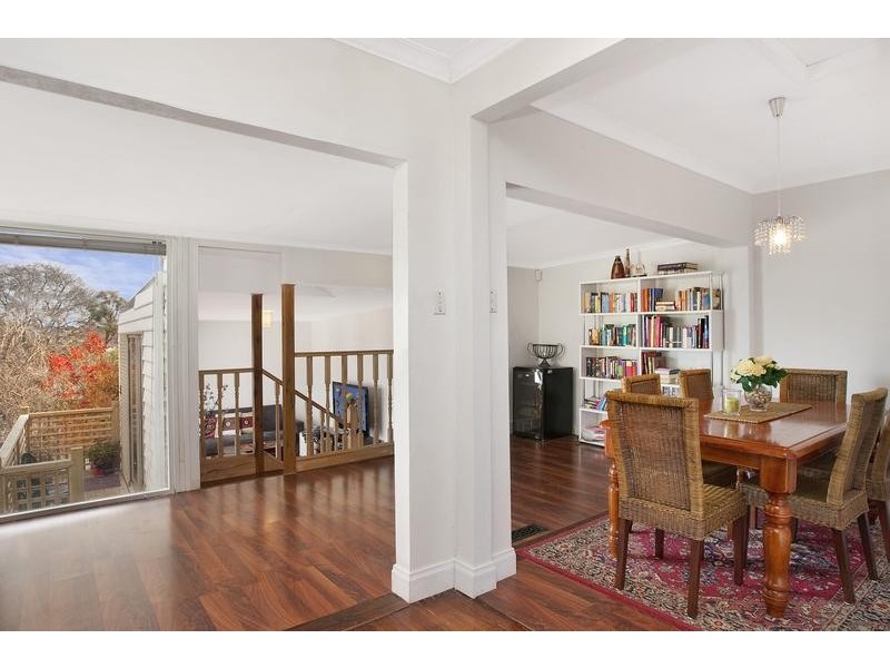 11 Mais Street, Reservoir VIC 3073