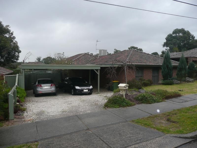 247 St Helena Road, Greensborough VIC 3088