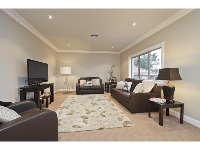 64 Castle Street, Eaglemont VIC 3084