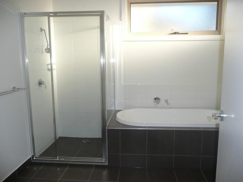 10/97 Rattray Road, Montmorency VIC 3094