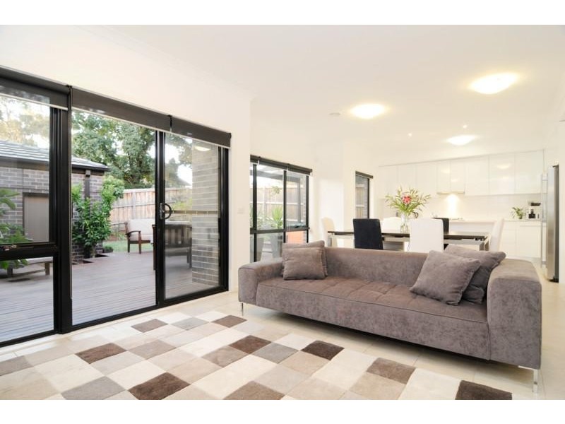15 Cascade Walk, Macleod VIC 3085