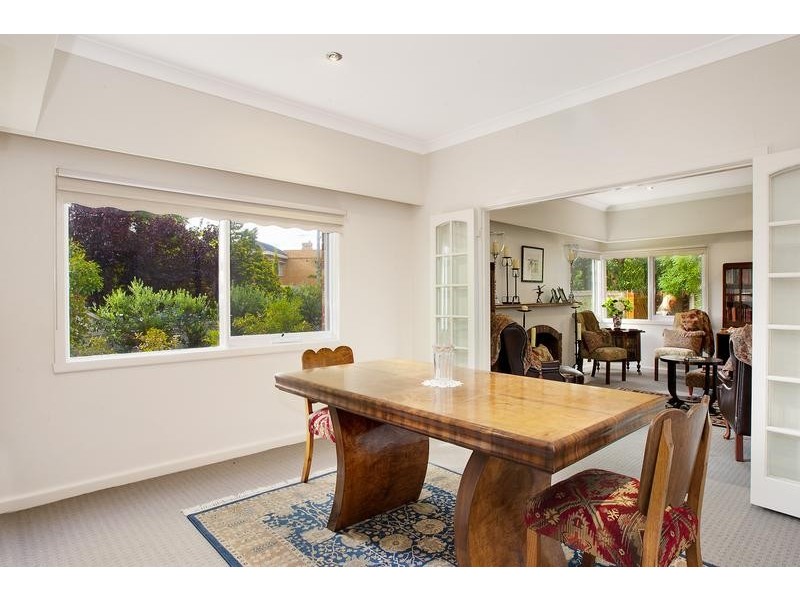 5 Melcombe Road, Ivanhoe VIC 3079