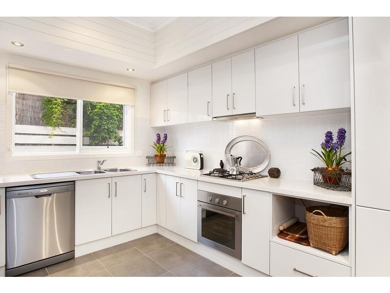 5 Melcombe Road, Ivanhoe VIC 3079