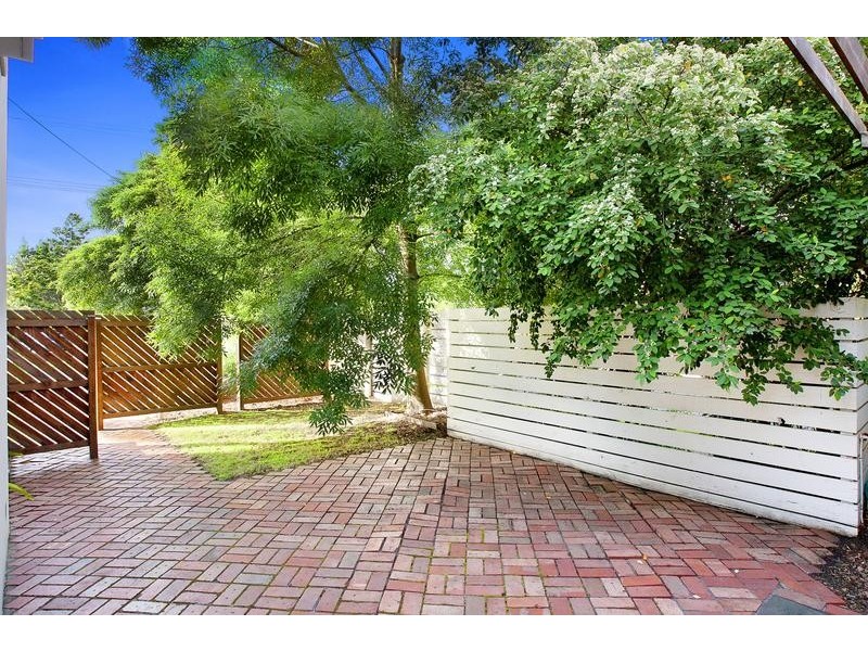 5 Melcombe Road, Ivanhoe VIC 3079