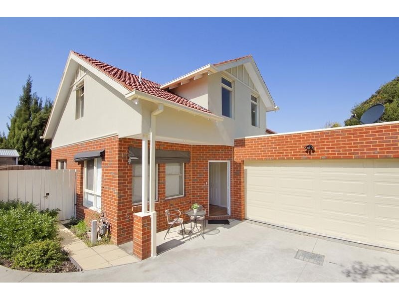 2/78 Somers Avenue, Macleod VIC 3085