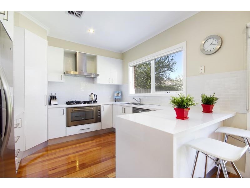 2/78 Somers Avenue, Macleod VIC 3085