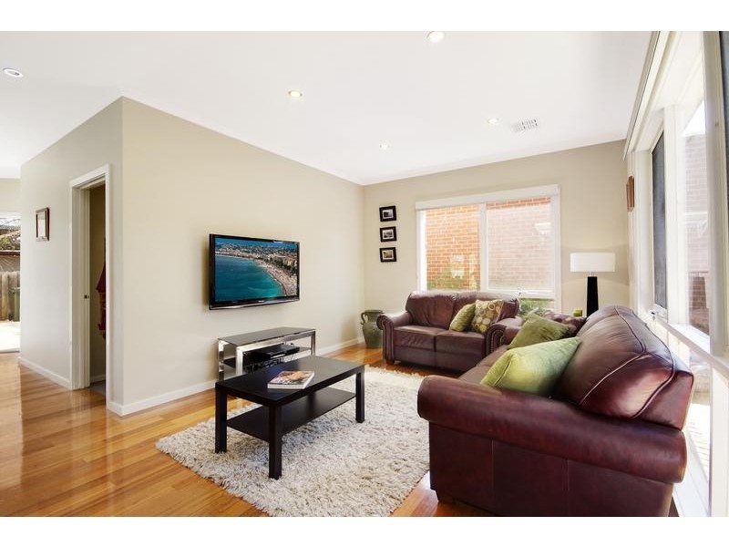 2/78 Somers Avenue, Macleod VIC 3085