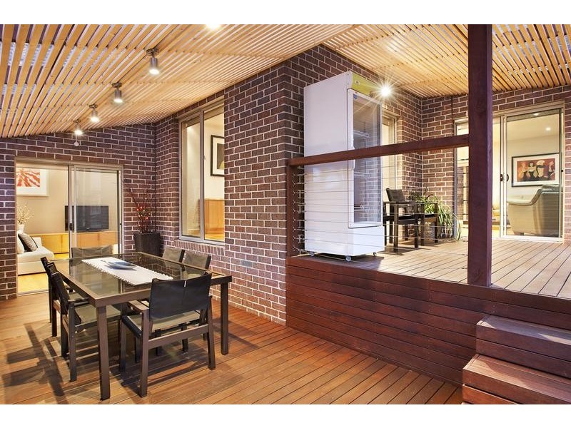 3 Red Berry Lane Enter at 87 Banyule Road, Rosanna VIC 3084