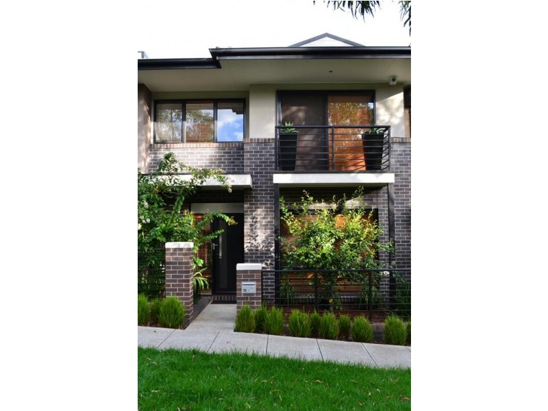 12 Cascade Walk, Macleod VIC 3085