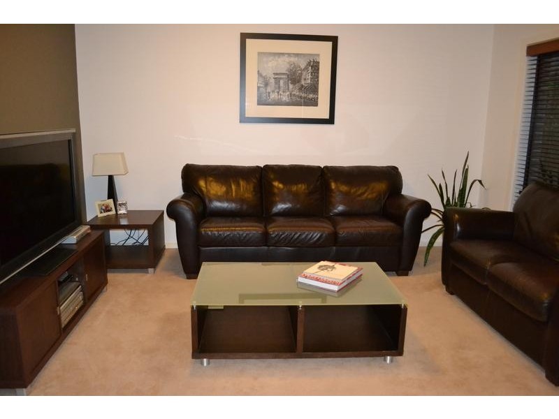 12 Cascade Walk, Macleod VIC 3085