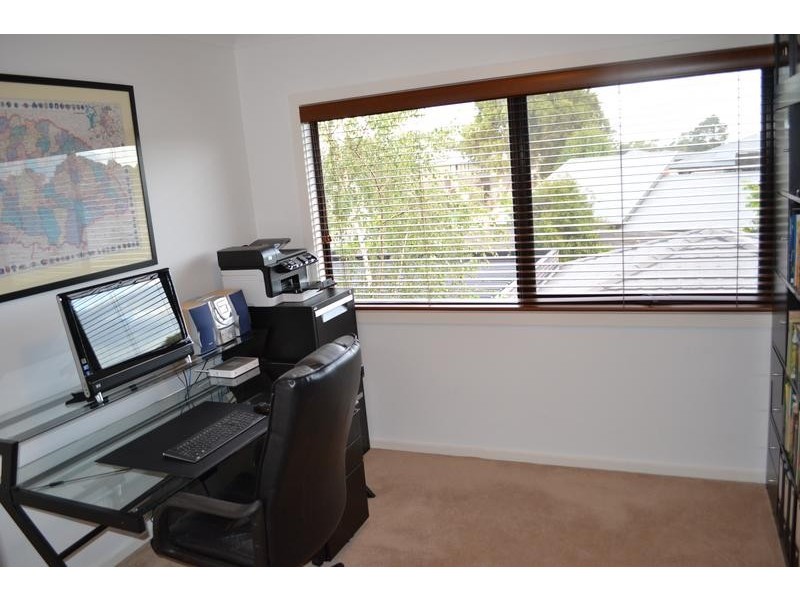 12 Cascade Walk, Macleod VIC 3085