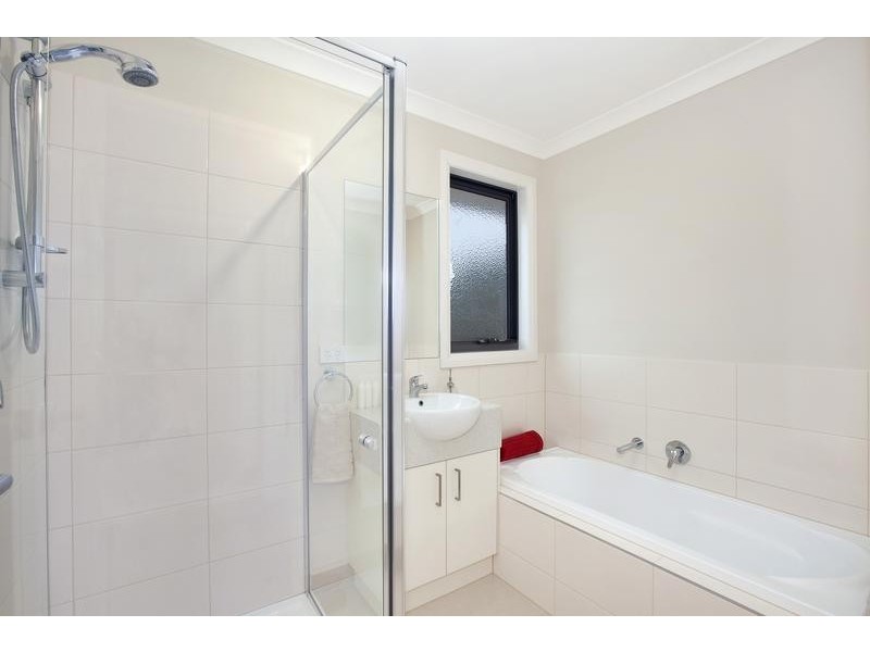 1/105 Outhwaite Road, Heidelberg Heights VIC 3081