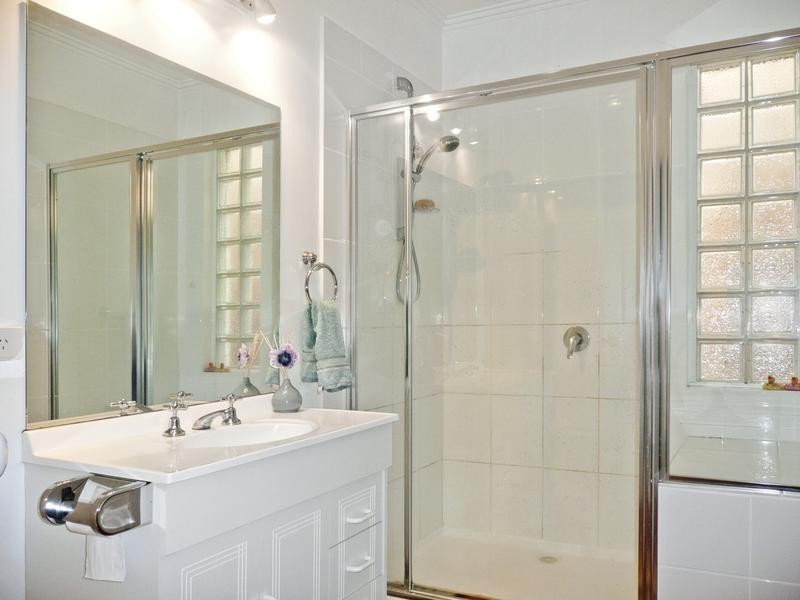 18 Pacific Drive, Heidelberg West VIC 3081