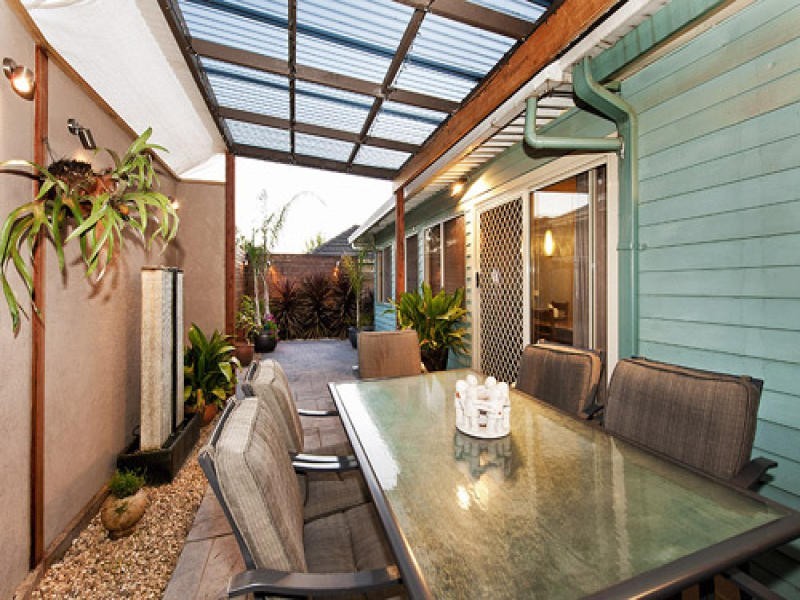 1/68 Ferguson Street, Macleod VIC 3085