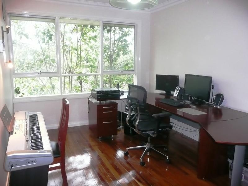 109 Ellesmere Parade, Rosanna VIC 3084