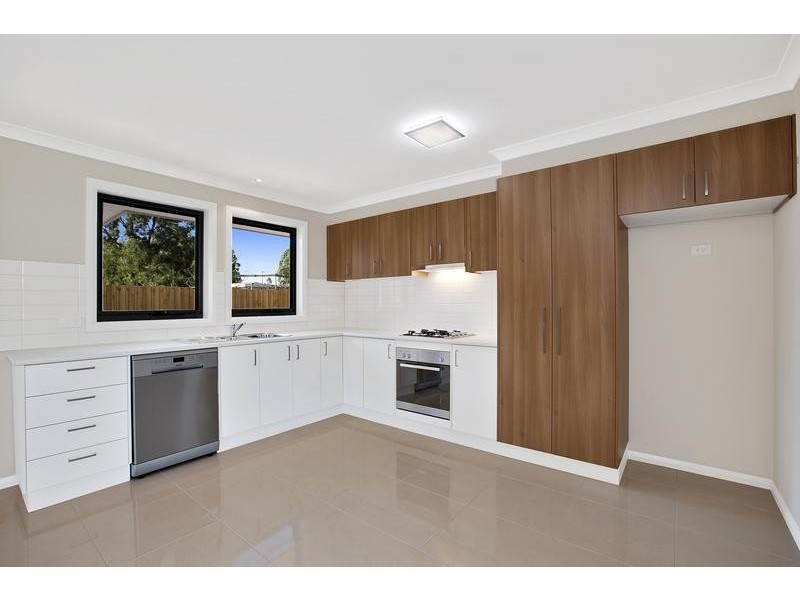 2/105 Outhwaite Road, Heidelberg Heights VIC 3081