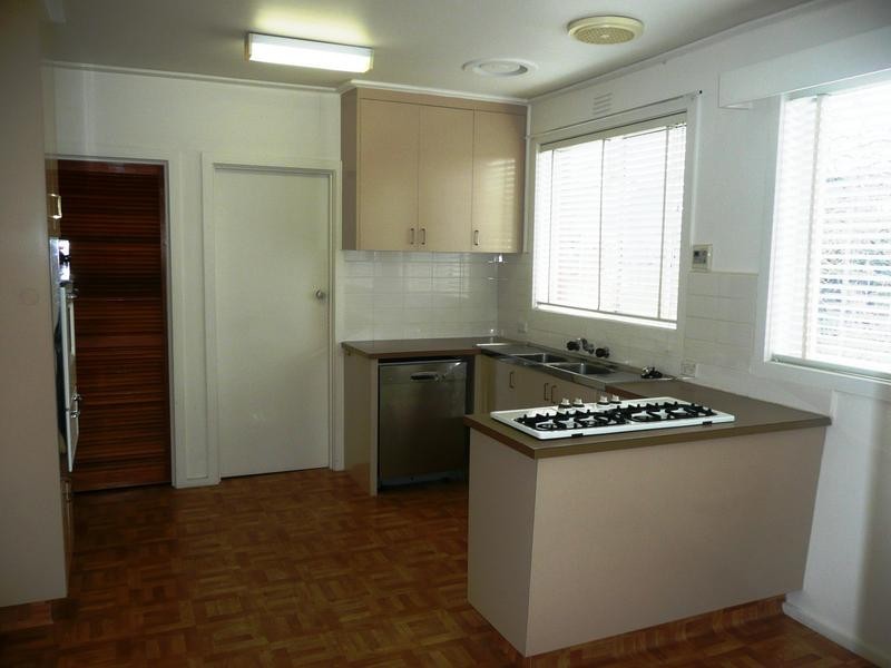 2/1 Mervyn Crescent, Ivanhoe VIC 3079