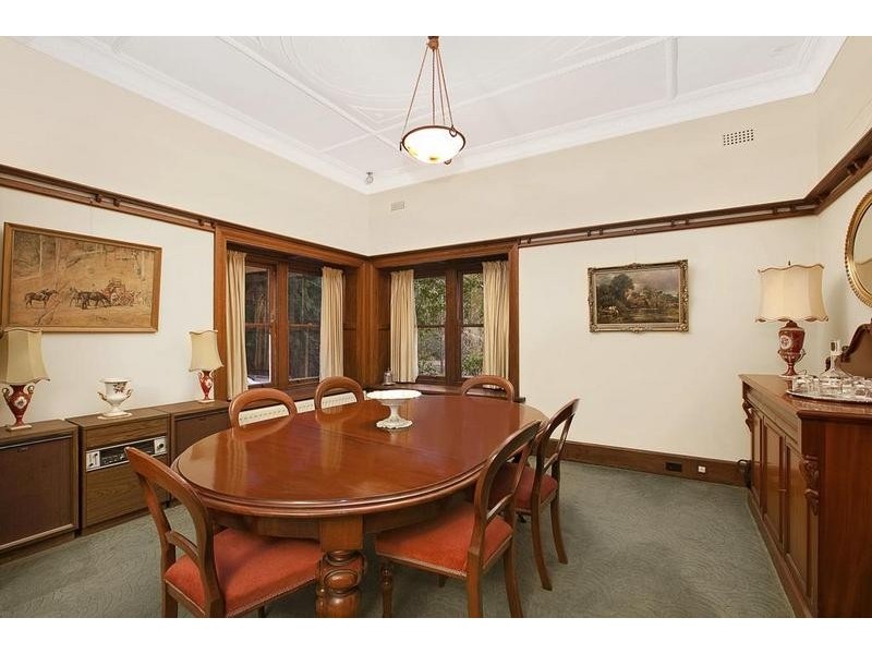 2 Summit Drive, Eaglemont VIC 3084