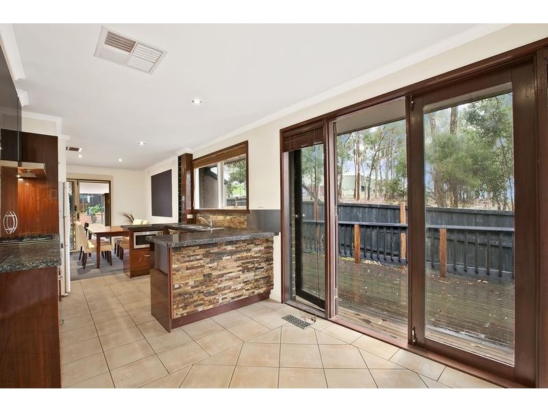 16 Daniel Court, Bundoora VIC 3083