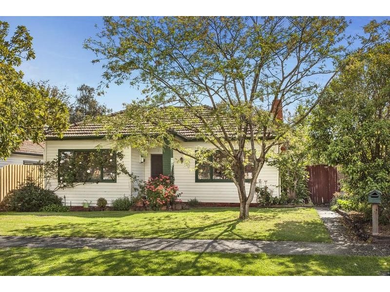 17 Ambrose Street, Ivanhoe VIC 3079